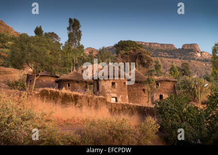 Cases traditionnelles à Lalibela, Ethiopie, Afrique. Banque D'Images