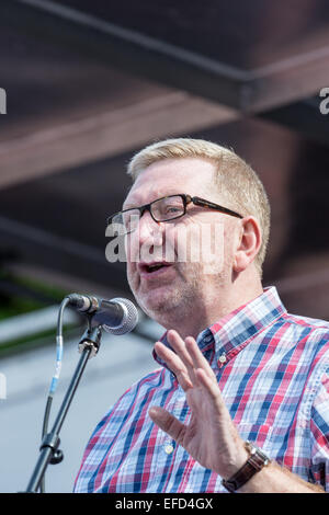 Len McCluskey, secrétaire général d'Unite the Union, l'Assemblée du peuple manifestation contre l'austérité, Londres, 21 juin 2014 Banque D'Images