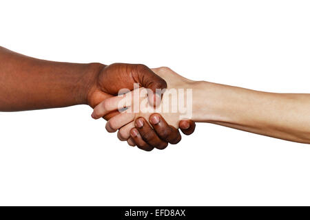 Poignée de main entre un homme de race blanche et de l'Afrique contre fond blanc Banque D'Images