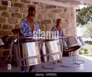 Steel drum band, paroisse Saint James, Barbade, Lesser Antilles, Caribbean Banque D'Images