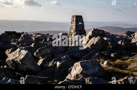 Sommet du Moel Gornach dans la région des Montagnes noires des Brecon Beacons South Wales UK Banque D'Images