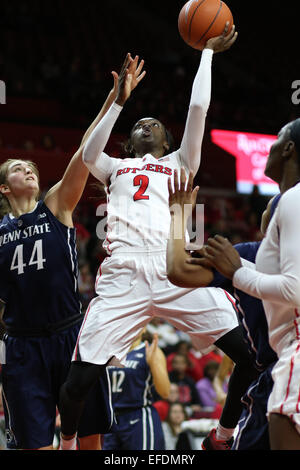 Piscataway, New Jersey, USA. 1er février, 2015. Garde côtière canadienne, Rutgers KAHLEAH LE CUIVRE (2), entraîne pour le panier contre Penn State dans un jeu à la Rutgers Athletic Center à New Brunswick, New Jersey. © Joel Plummer/ZUMA/Alamy Fil Live News Banque D'Images