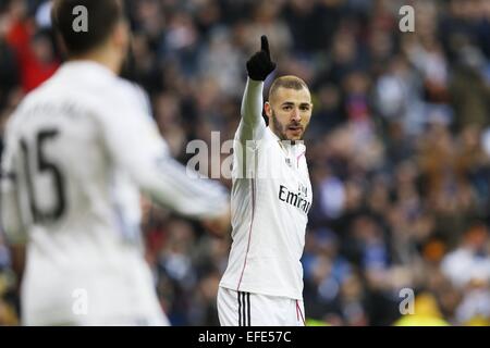 Karim Benzema (Real), le 31 janvier 2015 - Football / Soccer : Benzema célébrer après son but sur l'espagnol 'Liga BBVA' match entre le Real Madrid CF 4-1 Real Sociedad au Santiago Bernabeu à Madrid, Espagne. (Photo de Mutsu Kawamori/AFLO) Banque D'Images