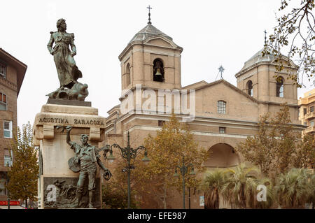 Monument Agustina de Aragon à Saragosse, Espagne, Europe Banque D'Images