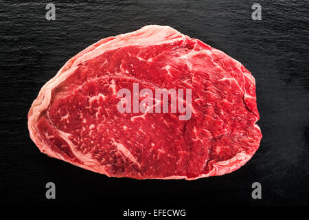 Boeuf cru pur Boeuf Américain Steak Steak de manger les animaux Aliments chair Bow tranche de cuisson cuisson à l'étuvée cher frais et. Banque D'Images