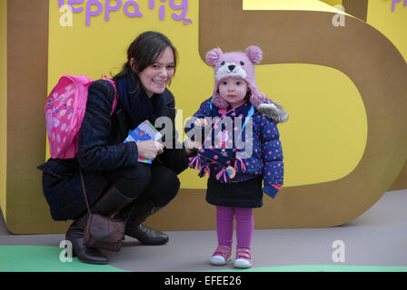 Londres, Royaume-Uni. 1er février 2015. Guest assiste à la Peppa Pig ' Les bottes d'Or ' premiere tenue au cinéma Odeon Leicester Square. Credit : JOHNNY ARMSTEAD/Alamy Live News Banque D'Images