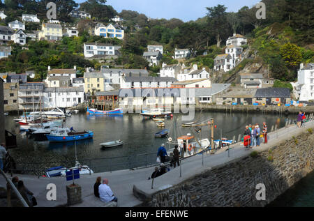 Septembre 2014 Le port pittoresque au village de pêcheurs, Polperro Cornwall. Pic Mike Walker, Mike Walker Images Banque D'Images