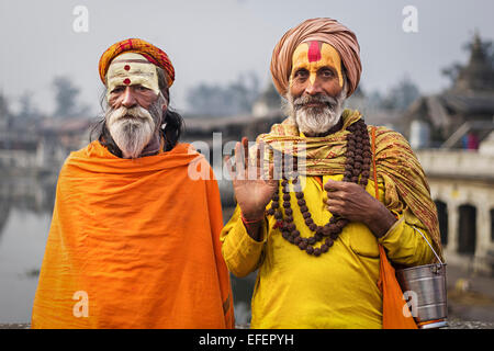 Pashupatinath dans saddhus, Katmandou, Népal Banque D'Images