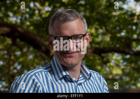 Un portrait de Jeremy Vine au Edinburgh International Book Festival 2012 à Charlotte Square Gardens par Pako Mera Pic Banque D'Images