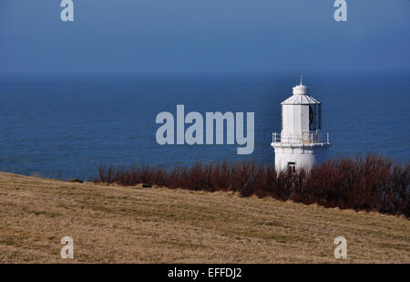 Une vue sur le phare de Trevose Head Cornwall UK Banque D'Images