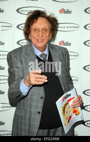 Londres, Royaume-Uni, 03 février 2015 Ken Dodd gagne (Tattifilarious) Ancien de l'année le déjeuner tenu à Simpson's-dans-le-Volet Crédit : JOHNNY ARMSTEAD/Alamy Live News Banque D'Images