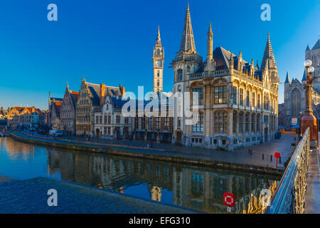 Quay Graslei à Gand ville à matin, Belgique Banque D'Images