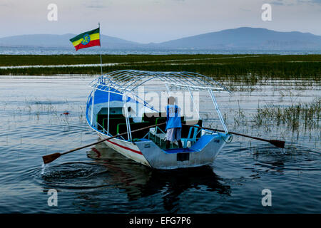 Bateau d'excursion, lac Hawassa, Éthiopie, Hawassa Banque D'Images