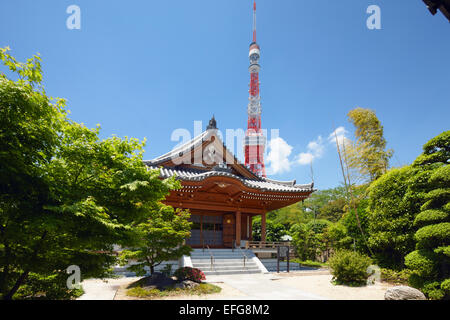 Temple Zojo-ji et Tour de Tokyo, Roppongi, Tokyo, Japon Banque D'Images