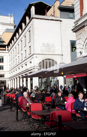 Café en plein air Tutton sur Covent Garden à Londres UK Banque D'Images