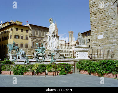 Italie, Toscane, Florence, Piazza della Signoria, la fontaine Neptune, la statue de Biancone par Bartolomeo Ammannati Banque D'Images