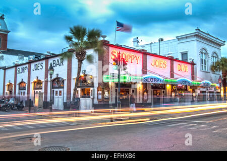 Le célèbre bar Sloppy Joe's Pub à Key West, Florida Keys, Floride, USA Banque D'Images