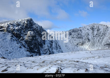 Cadair Idris en hiver avec de la neige Banque D'Images