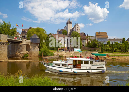Diez sur la rivière Lahn avec Diez château et le vieux pont, Diez, Westerwald, Rhénanie-Palatinat, Allemagne, Europe Banque D'Images