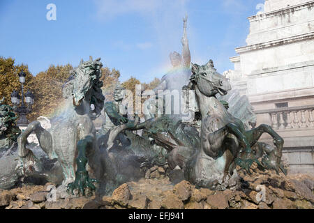 Le monument des Girondins sur le '' La Place des Quinconces, à Bordeaux (France). Le monument des Girondins à Bordeaux (France). Banque D'Images