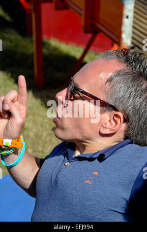 Warwick Davies et sa famille sa première visite au Camp Bestival 2014 comprend : Warwick Davies où : Dorset, Royaume-Uni Quand : 30 juillet 2014 Banque D'Images