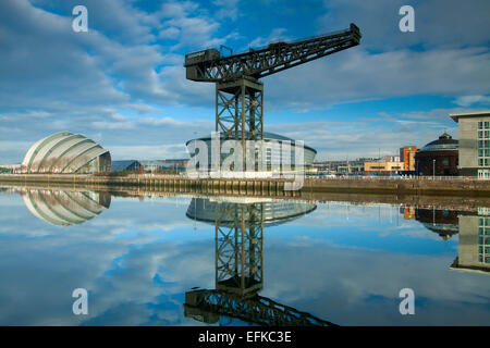 L'Stobcross (Finnieston Crane), le tatou, l'ETI Hydro et la rivière Clyde, Pacific Quay, Glasgow Banque D'Images