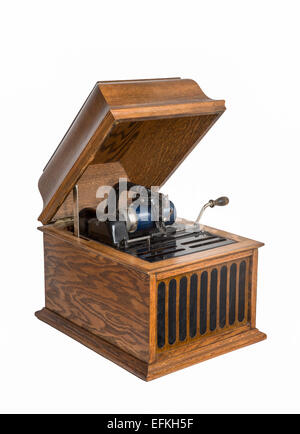Vintage baby phonographe à cylindre vers 1920. Celluloïd bleu cylindre. Isolé sur blanc. Banque D'Images