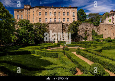 Le château d'Entrecasteaux et ses jardins de la région Provence-alpes-cote-d-azur 83 var france Banque D'Images