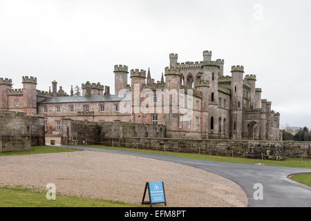 Ruines du château de Lowther élévation avant et latéraux Banque D'Images