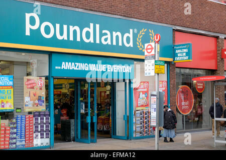 Une vue générale de Poundland store, Londres, UK Banque D'Images