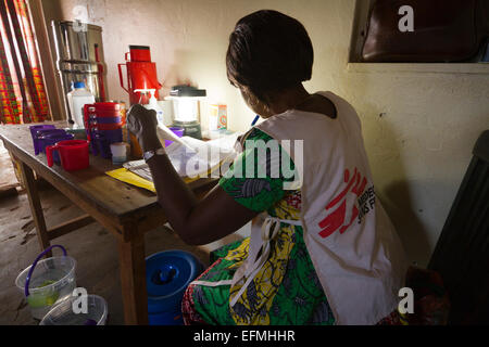 Mamadou M'Baiki centre de santé MSF dans le district de Bangui PK5 ,R C A ,République centrafricaine,Afrique Banque D'Images