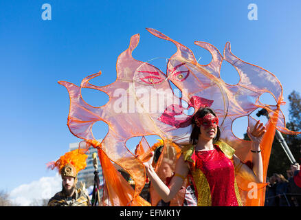 Pernik, Bulgarie - 31 janvier 2015 : les participants participent au Festival International des Jeux de mascarade Surva. L Banque D'Images