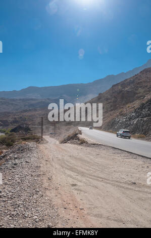 Une route de montagne Jebel Shams, Oman Banque D'Images