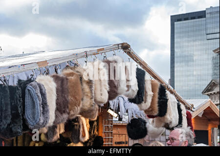 Noël allemand de Birmingham L'un des plus grands d'Europe. avec la bière et tous les stands de cadeaux à travers le centre ville Banque D'Images