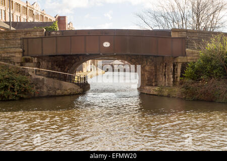 # 51 pont pont Poterie Changeline, Wigan Pier, Leeds Liverpool Canal Banque D'Images