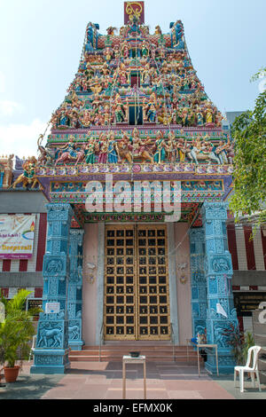 Temple Sri Veeramakaliamman sur Serangoon Road dans le quartier de Little India à Singapour. Banque D'Images