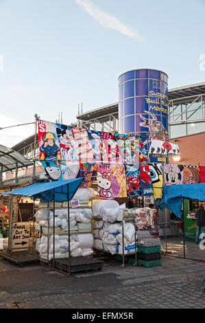 Plein air Bullring marché de fruits et légumes shopping centre Birmingham Banque D'Images