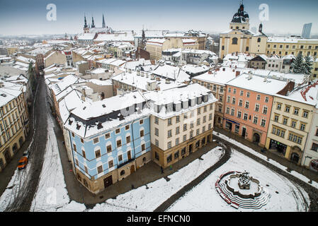 Hercules fontaine en face de l'Hôtel de ville dans la région de Square (Horni Namesti) en hiver, Olomouc, en Moravie, République Tchèque, Europe Banque D'Images