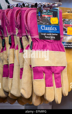 Afficher la boutique de paires de gants de jardinage Banque D'Images