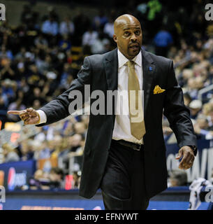 Berkeley CA. 07Th Feb 2015. L'entraîneur-chef Martin Cuonzo en Californie au cours de match de basket-ball NCAA UCLA Bruins entre et la Californie Golden Bears 64-62 gagner à Berkeley en Californie Pavillon Hass © csm/Alamy Live News Banque D'Images