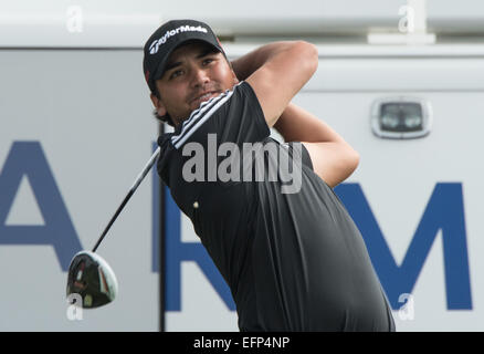 Torrey Pines, California, USA. Feb 8, 2015. Jason Day de l'Australie joue son coup de départ au 12e trou lors de la ronde finale de l'Open d'assurance des agriculteurs à Torrey Pines Golf Course le 8 février 2015 à San Diego, Californie. De : Doug Gifford/ZUMA/Alamy Fil Live News Banque D'Images