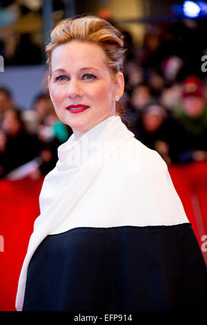 Berlin, Allemagne. Le 08 février, 2015. L'actrice Laura Linney assiste à la première de M. Holmes au cours de la 65e Festival International du Film de Berlin, Berlinale, à Berlinalepalast à Berlin, Allemagne, le 08 février 2015. Photo : Hubert Boesl /afp/Alamy Live News Banque D'Images