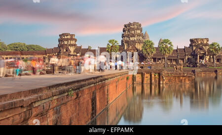 Angkor Wat temple porte d'entrée, au Cambodge Banque D'Images