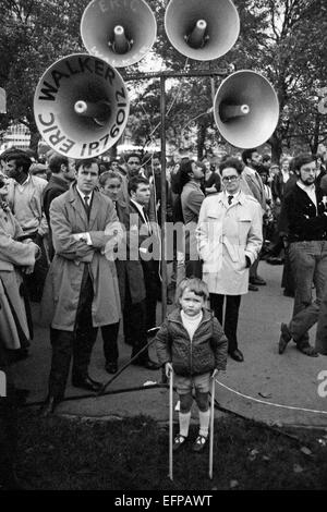 Les manifestants contre la guerre du Vietnam à Londres rallye 1968 Banque D'Images