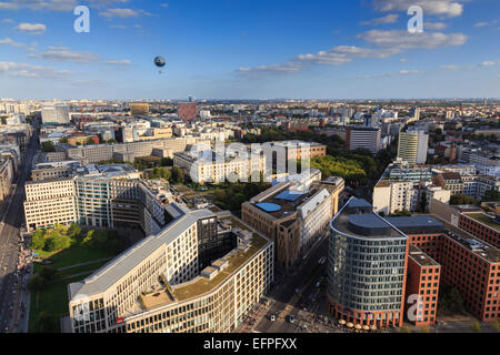 Vue élevée, plus Hi-Flyer Leipziger Strasse, à partir de la région de Stresemannstrasse Panoramapunkt, Potsdamer Platz, Berlin, Allemagne Banque D'Images