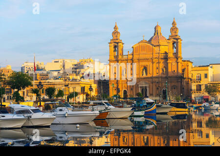 L'église St. Joseph, Msida Creek Harbour, La Valette, Malte, Méditerranée, Europe Banque D'Images