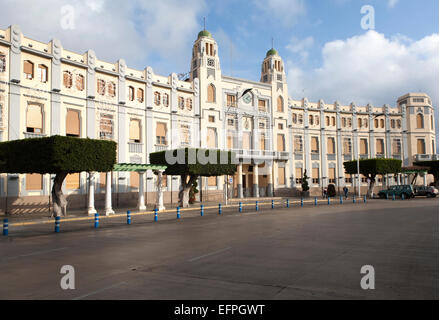 Palacio de la Asamblea architecte Enrique Nieto, Plaza de España, Melilla, Espagne, Afrique du Nord Banque D'Images