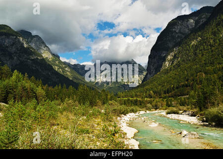 La rivière Soca, vallée de la soca, Slovénie, Europe Banque D'Images