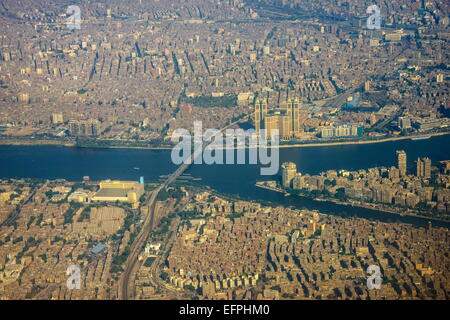 De l'antenne centre du Caire et sur le Nil, l'Egypte, l'Afrique du Nord, Afrique Banque D'Images