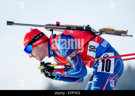 Michal Slesingr République tchèque de ski pour terminer cinquième dans l'épreuve du 10 km course de sprint en biathlon Coupe du Monde à Nove Mesto, République tchèque gratuit, samedi 7 février 2015. (CTK Photo/David Tanecek) Banque D'Images